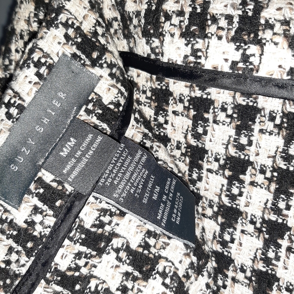 Mini Skirt - Picture 2 of 3